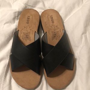 NWOT Izod sandals